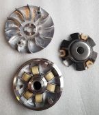 Vari�tor kompletn� GY6 125 s polo�emenic� - (v�le�ky 18x14 v�ha 14,2gr)
